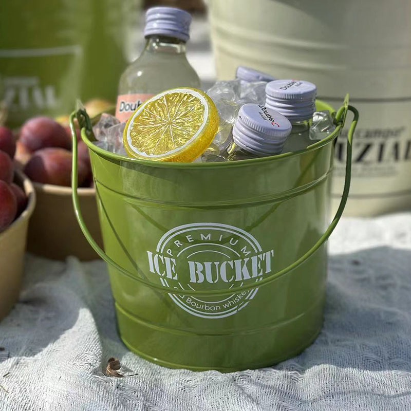 Balde de gelo de ferro para be - Ice Bucket Silver avaliação e preço